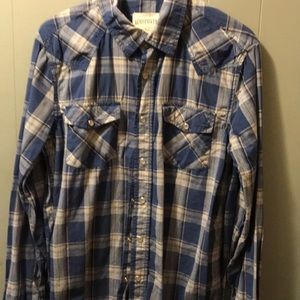 Men’s Aeropostale blue plaid shirt